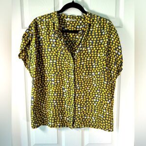 CAbi 100% Silk Yellow Polka Dot Short Sleeve Button Blouse Size Small